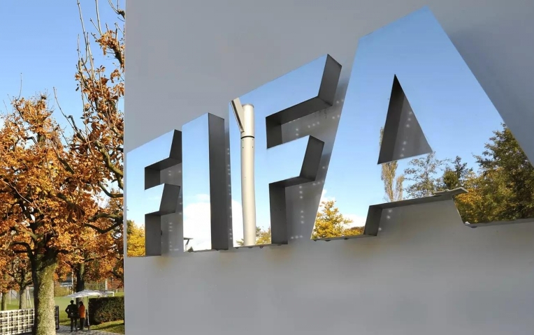 FIFA tiếp tục 'tước' danh hiệu của 8 CLB vĩ đại