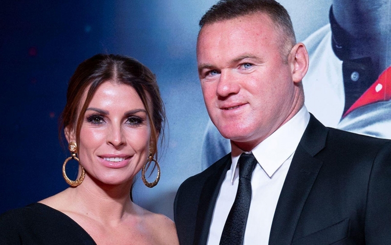 Rooney đổ lỗi cho nhân vật truyền hình thiếu nhi khiến anh phải triệt sản