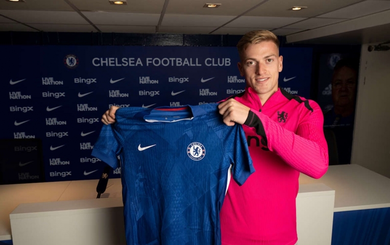 Giroud nhắn gửi Liam Delap về 'Lời nguyền số 9' tại Chelsea