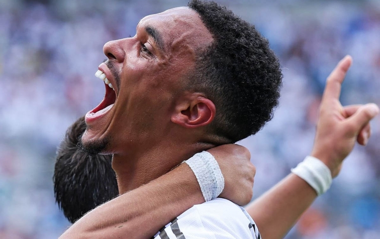Trent Alexander-Arnold: Ngôi sao Real Madrid cần để viết lại lịch sử!
