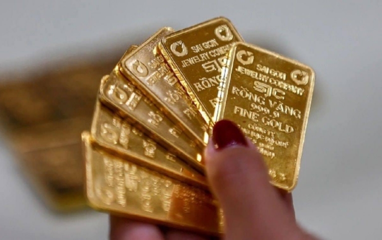 Giá vàng hôm nay sáng 2/9: Vàng miếng SJC giữ ở mức cao kỷ lục