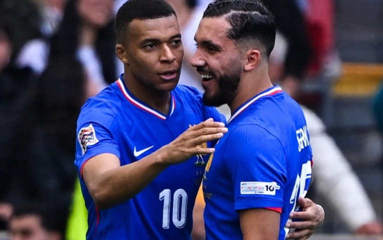 Mbappe kinh ngạc trước 'át chủ bài' của Man City