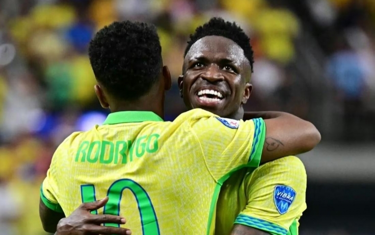 Ancelotti tiết lộ sự thật về Vinicius và Rodrygo ở Brazil