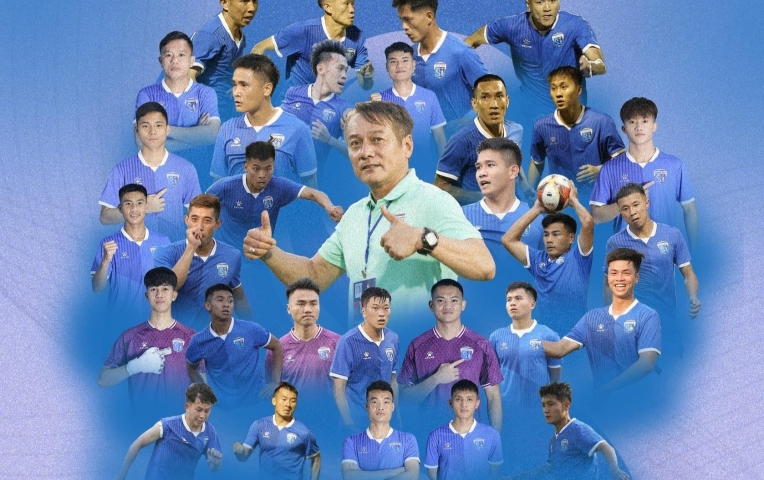 Xác định thêm 2 đội bóng Việt Nam thăng hạng sớm