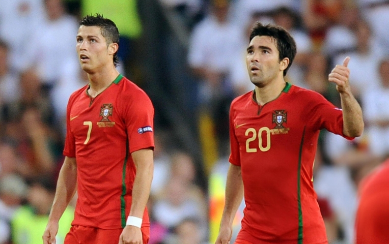 Không Messi lẫn Ronaldo? Huyền thoại Bồ Đào Nha chọn cái tên bất ngờ xuất sắc nhất