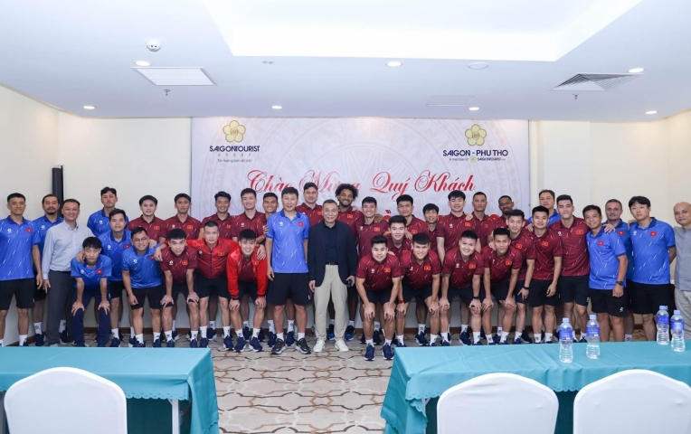 Xuân Son và ĐT Việt Nam nhận doping tinh thần trước trận gặp Lào