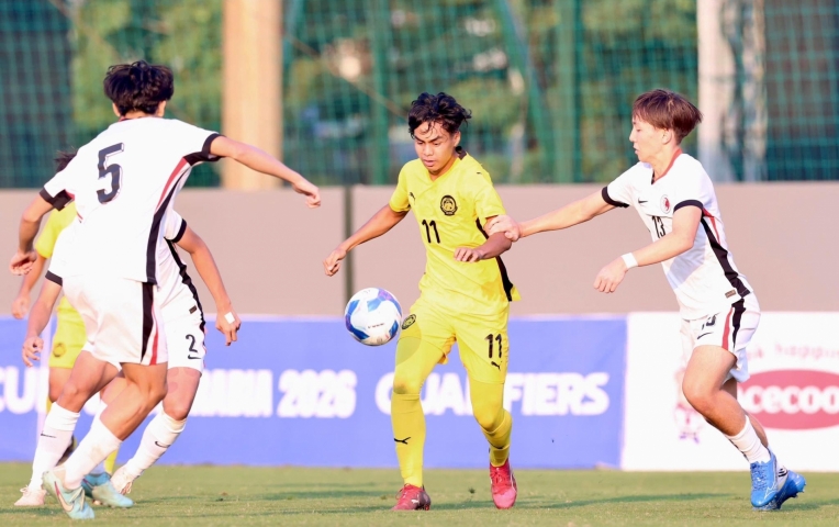 VIDEO: Thắng nhọc Hồng Kông, Malaysia bị U17 Việt Nam vượt mặt
