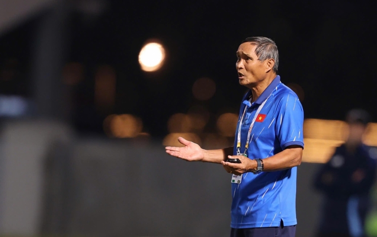 Ai thay HLV Mai Đức Chung dẫn dắt ĐT nữ Việt Nam sau trận thua Philippines?