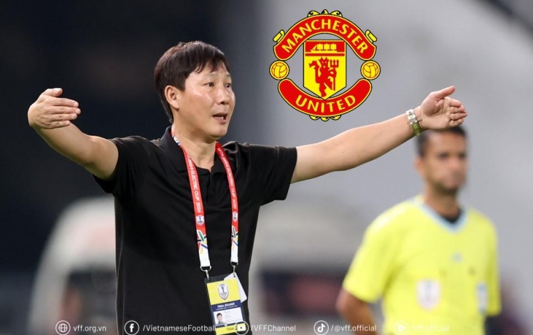 HLV Kim Sang Sik triệu tập Sergio Aguero đấu Man Utd