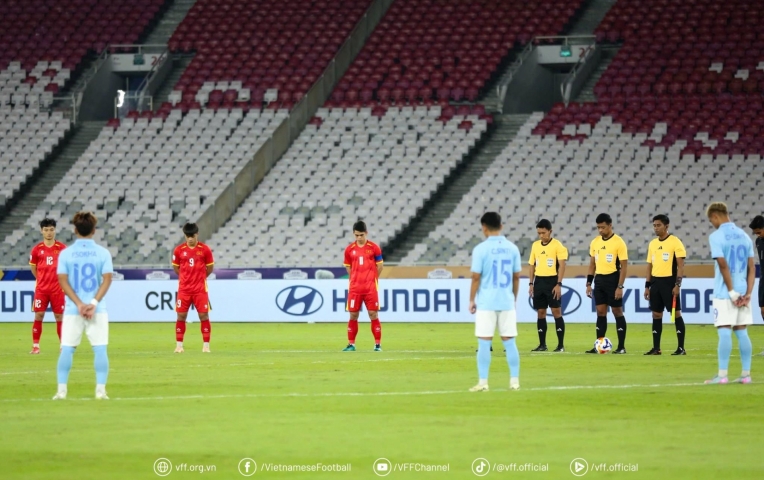 U23 Việt Nam có hành động ý nghĩa hướng về Quảng Ninh