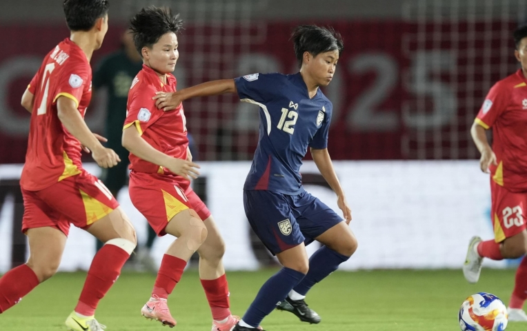 Chưa đá phút nào, trận Việt Nam vs Thái Lan đã gặp sự cố hy hữu