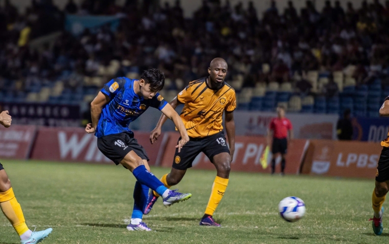 Ghi bàn phút cuối, HAGL hòa Thanh Hóa ở chung kết ngược