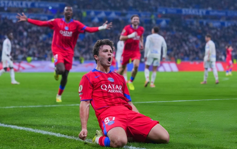 Ghi bàn đúng phút cuối, PSG thắng kịch tính Lyon