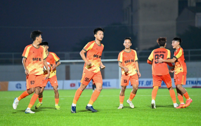 Hấp dẫn cuộc đua thăng hạng giải hạng 3 Quốc gia