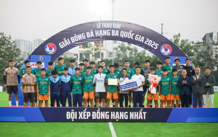 Xác định 4 đội giành quyền thăng hạng lên hạng Nhì