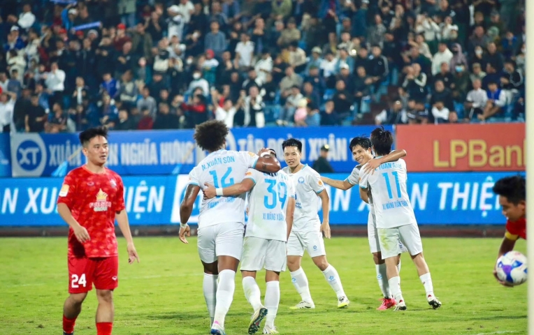 Vòng 1/8 Cúp Quốc gia: Dấu ấn Xuân Son