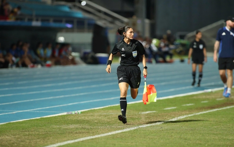 Trọng tài cướp bàn thắng của Việt Nam có phản ứng bất ngờ trên MXH