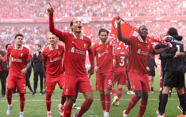 Liverpool sắp cân bằng kỷ lục của MU tồn tại 64 năm