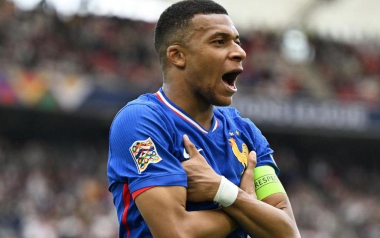 Mbappe cán mốc vĩ đại cùng tuyển Pháp, tiến sát kỷ lục của Henry
