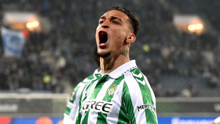 Real Betis quyết 'phá két' chiêu mộ Antony