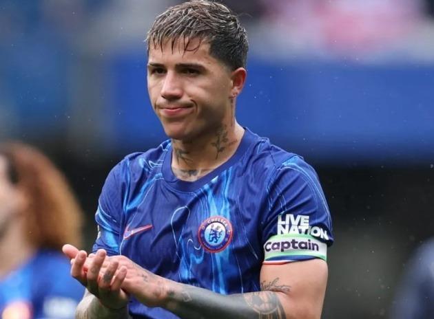 Enzo Fernandez tỏa sáng, tự tin đối đầu đội bóng cũ