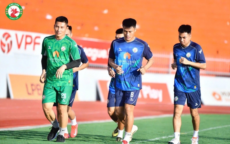 Đội vừa xuống hạng V-League đối mặt với nguy cơ giải thể