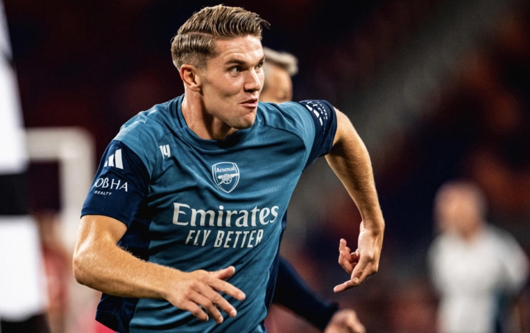 Vừa đến Arsenal, Gyokeres khiến cả đội phải ngỡ ngàng