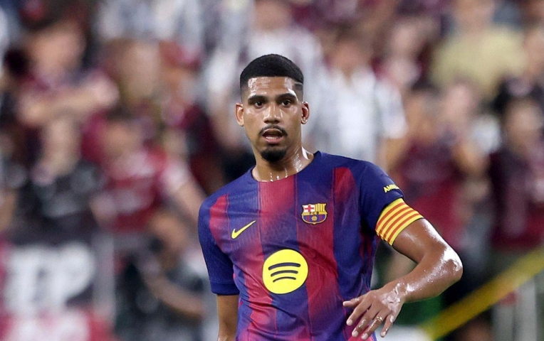 Đội trưởng Barca chính thức chốt tương lai