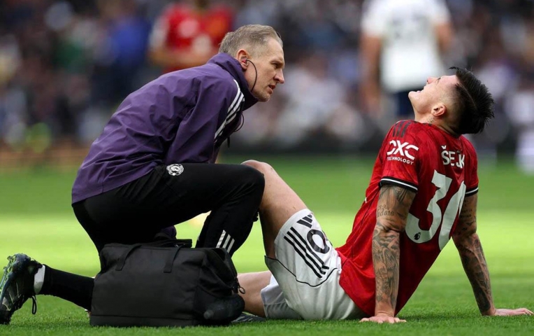 Người cũ MU 'phát điên' vì cách Amorim sử dụng Sesko