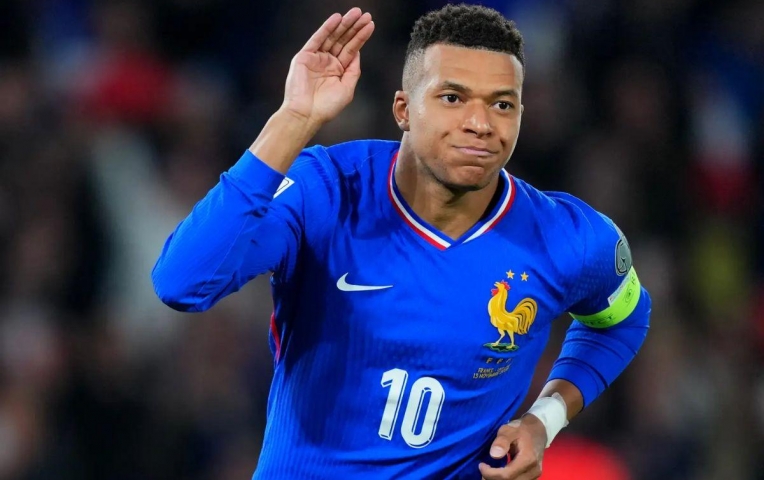 Mbappe khiến tuyển Pháp dậy sóng vì động thái đầy ưu ái