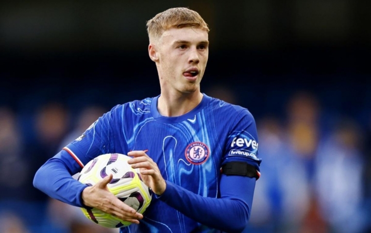Cole Palmer nhận giải thưởng bất ngờ từ CĐV Chelsea