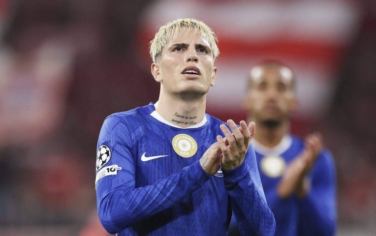 Garnacho 'không bình thường' lúc 10 tuổi