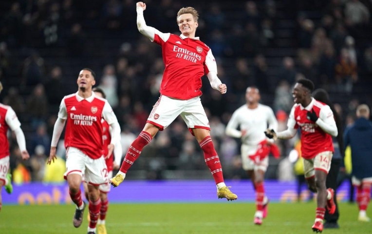 Arsenal giữ chuỗi chọc thủng lưới Tottenham suốt 25 năm