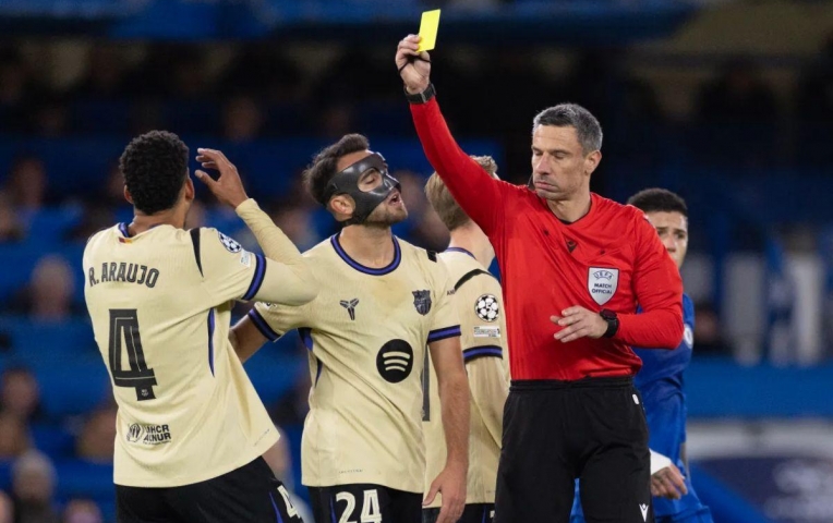 Rõ nguyên nhân khiến Barcelona nhận 'đêm ác mộng' trước Chelsea