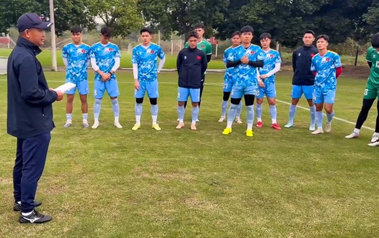 Loạt sao U22 Việt Nam báo tin cực vui trước ngày đấu Trung Quốc