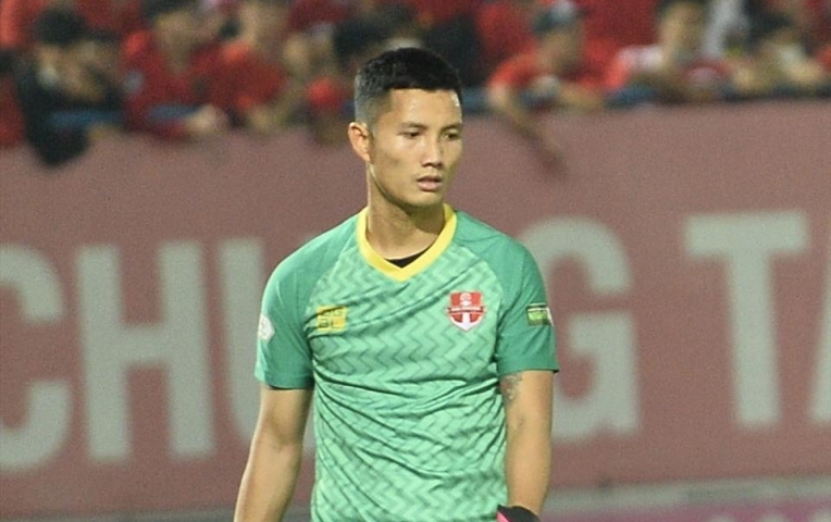 Thủ môn ĐT Việt Nam viết tâm thư sau khi mắc sai lầm ở Cúp Quốc gia