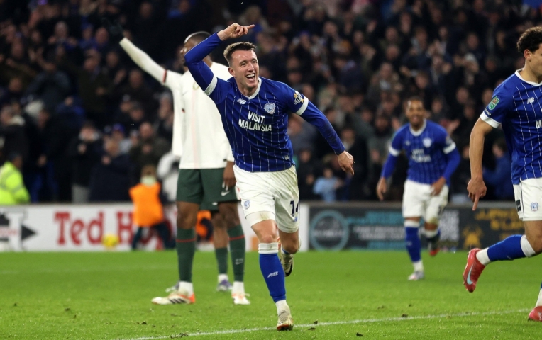 Thắng kịch tính 3-1 Cardiff, Chelsea vào bán kết Cúp Liên đoàn