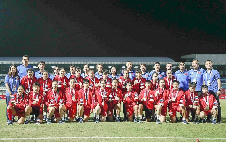 Thủ tướng Phạm Minh Chính gửi thư chúc mừng Ban huấn luyện và các cầu thủ Đội tuyển bóng đá nữ quốc gia