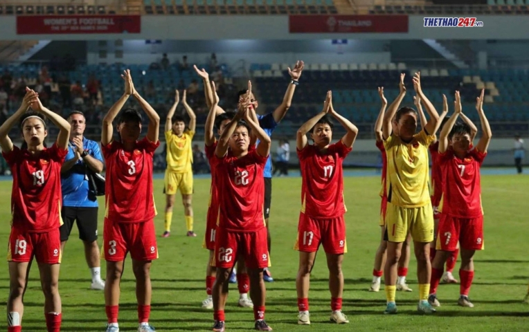 ĐT nữ Việt Nam giành HCB SEA Games 33: Hãy cứ ngẩng cao đầu!