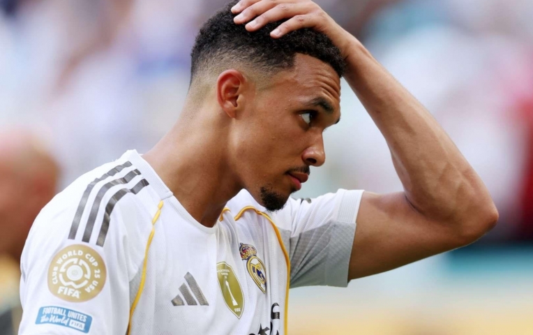 Real Madrid hối hận vì chiêu mộ Trent? Fabrizio Romano tiết lộ sự thật