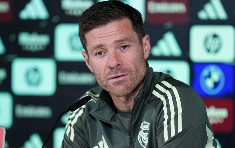 HLV Alonso cập nhật tình hình nhân sự sau trận hòa thất vọng của Real