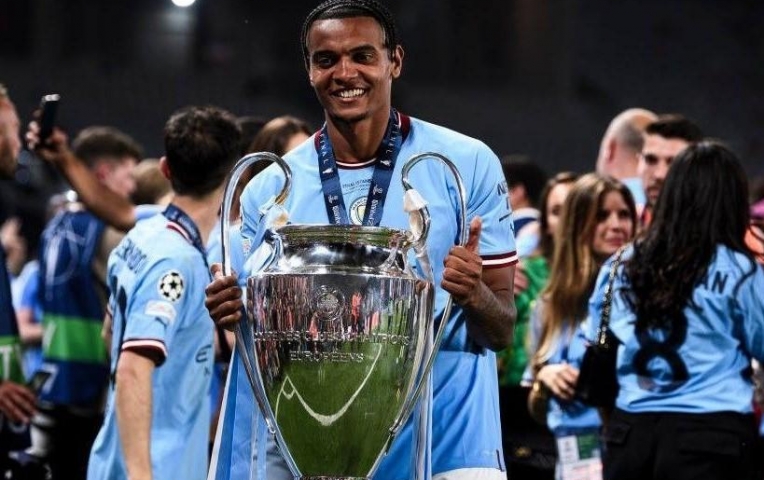 Nhà vô địch Champions League sắp rời Man City