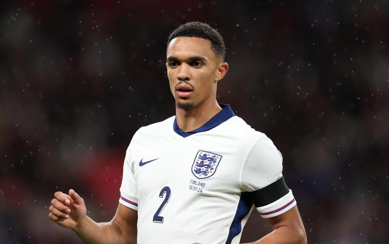 'Báo động đỏ' cho Trent Alexander-Arnold