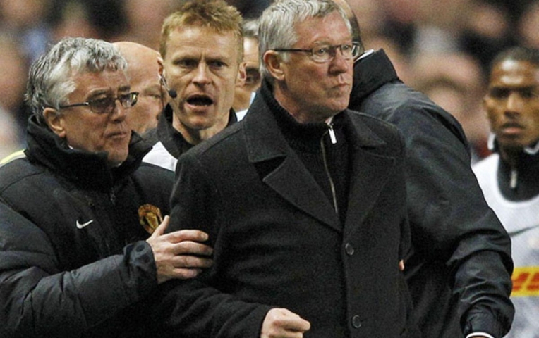 Sir Alex Ferguson đối phó nạn “nội gián” tại MU thế nào?