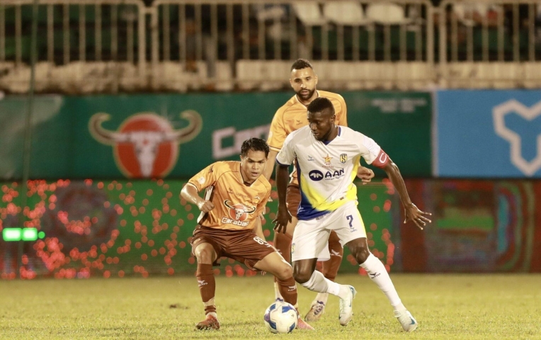 Trực tiếp SLNA vs HAGL: Thêm 3 điểm để trụ hạng