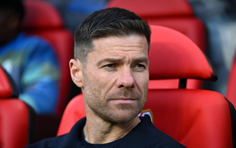 Hòa thất vọng, Alonso chỉ thẳng mục tiêu của Real