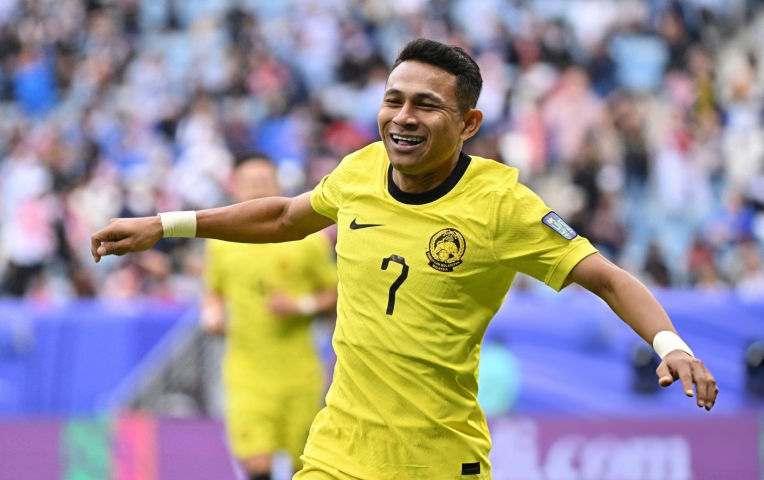 Cầu thủ Malaysia bị tạt axit sẵn sàng nhận án phạt