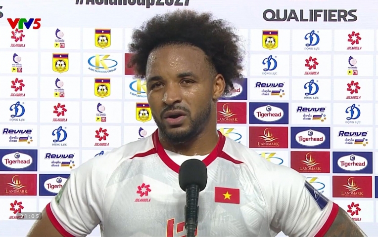 Xuân Son 'bắn tiếng Việt' như gió, hứa đánh bại Malaysia