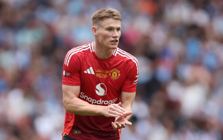 Chuyển nhượng MU 22/11: McTominay trở lại Old Trafford; chốt xong người thay thế Casemiro