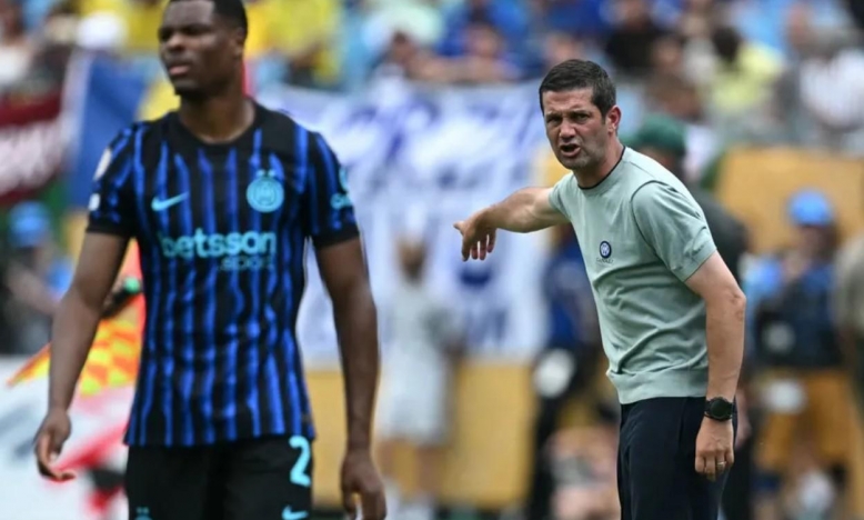 HLV Inter Milan: 'Chúng tôi thua vì đã quá kiêu ngạo'